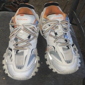 balenciaga track